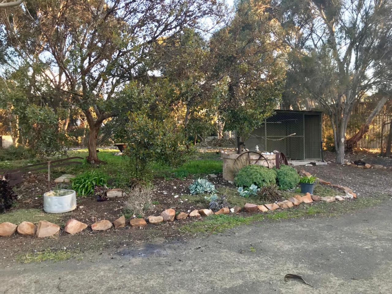 Bee'S Place - 3 Bedroom Home On 10 Acres Of Land With Distant Ocean Views Emu Bay Dış mekan fotoğraf